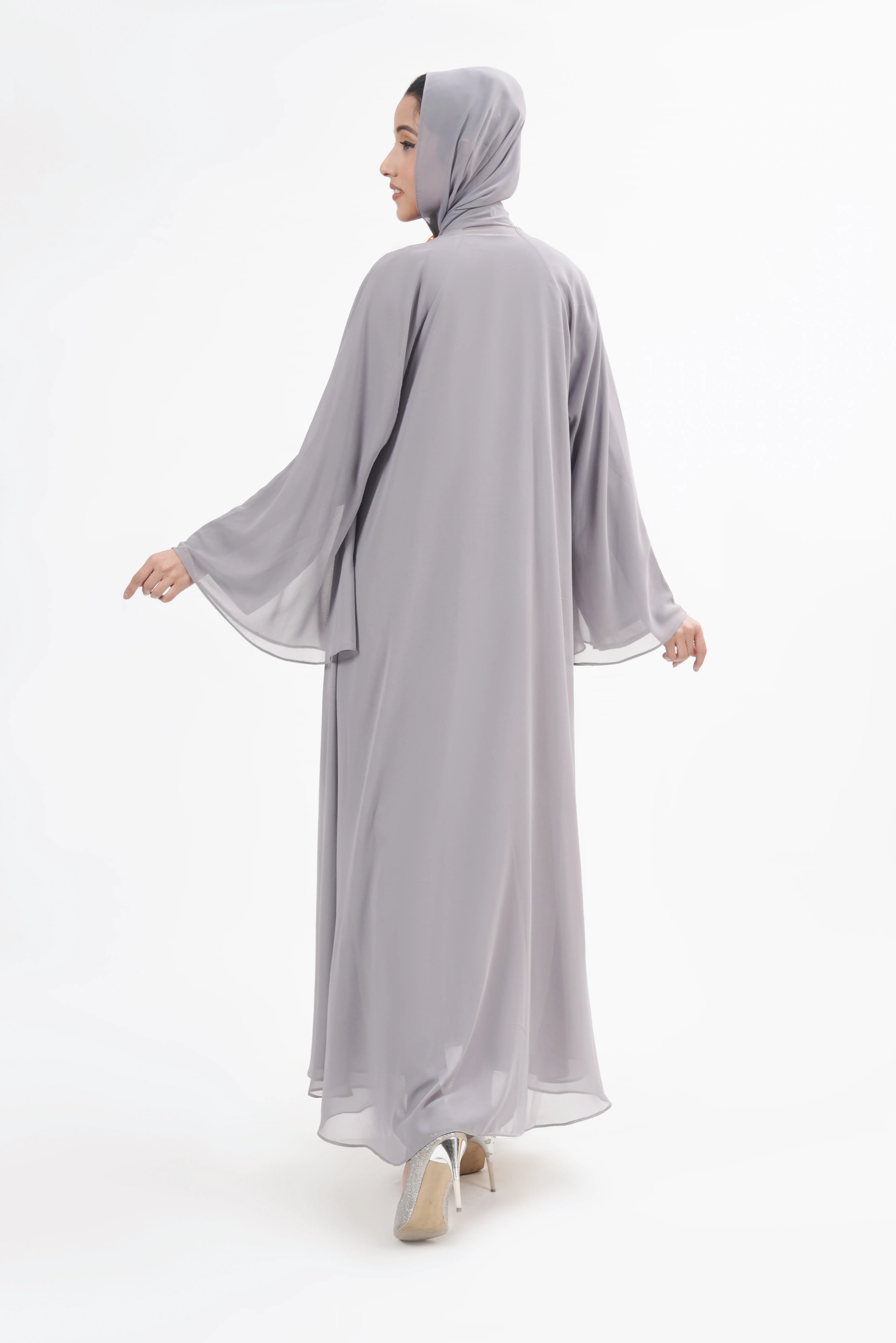 Premium Abaya 08 – Elegant, Modest & Perfect for Every Occasion