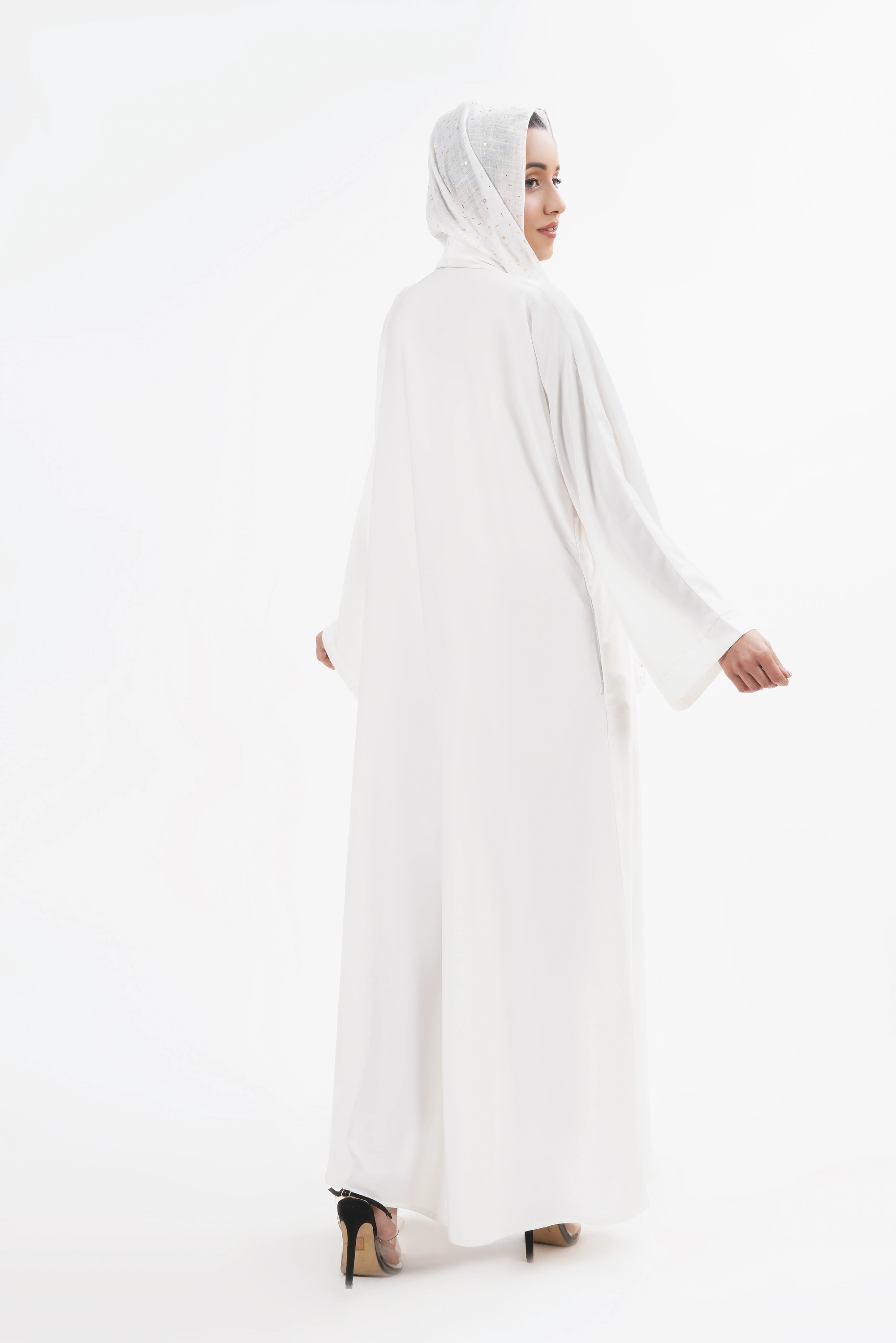 Premium Abaya 05 – Elegant, Modest & Perfect for Every Occasion